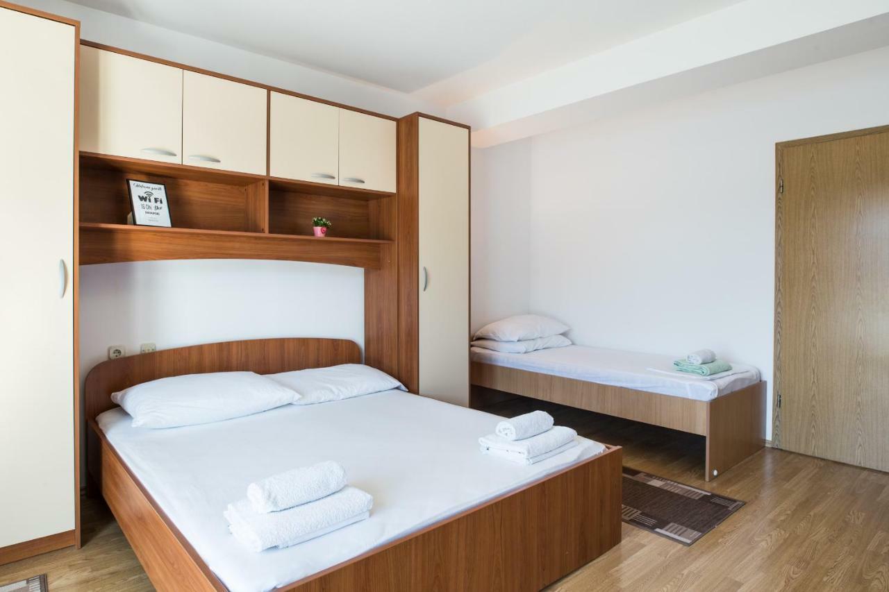 Apartments Barbir Ploce  Exterior photo