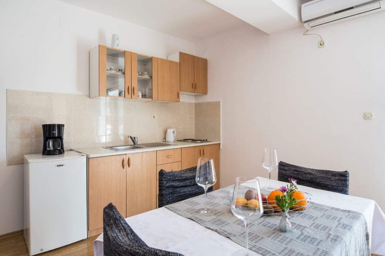 Apartments Barbir Ploce  Exterior photo