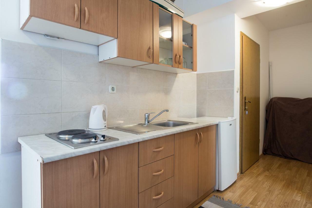 Apartments Barbir Ploce  Exterior photo